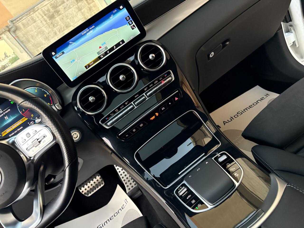 MERCEDES-BENZ GLC 220 d 4Matic Coupé Premium Plus Night Edition - 21