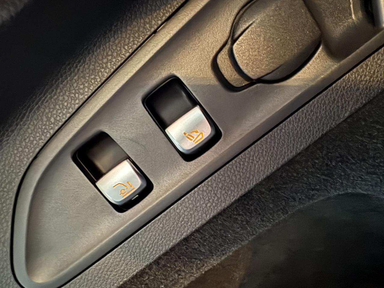 MERCEDES-BENZ GLC 220 d 4Matic Coupé Premium Plus Night Edition - 41