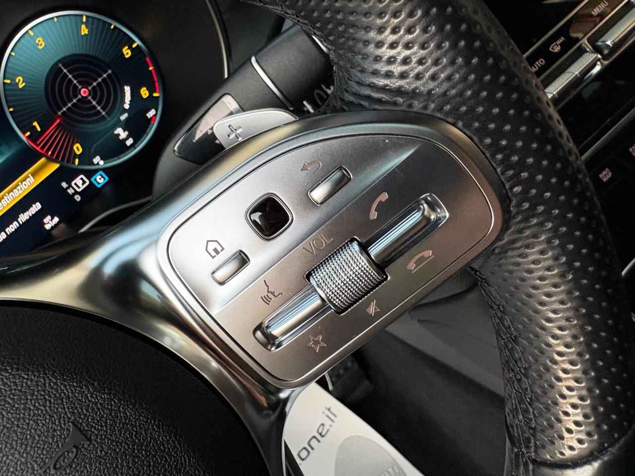 MERCEDES-BENZ GLC 220 d 4Matic Coupé Premium Plus Night Edition - 23