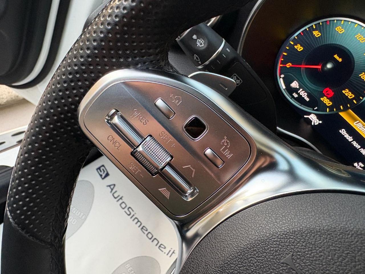 MERCEDES-BENZ GLC 220 d 4Matic Coupé Premium Plus Night Edition - 22