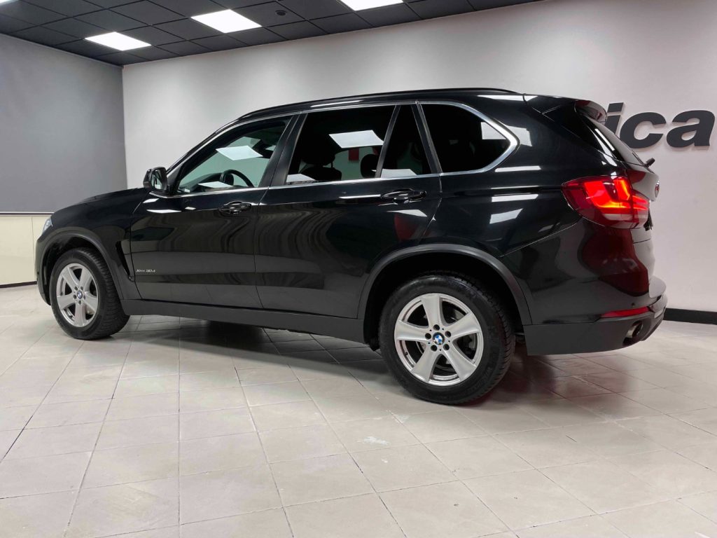BMW X5 XDRIVE30D BUSINESS 258CV AUTO - 7