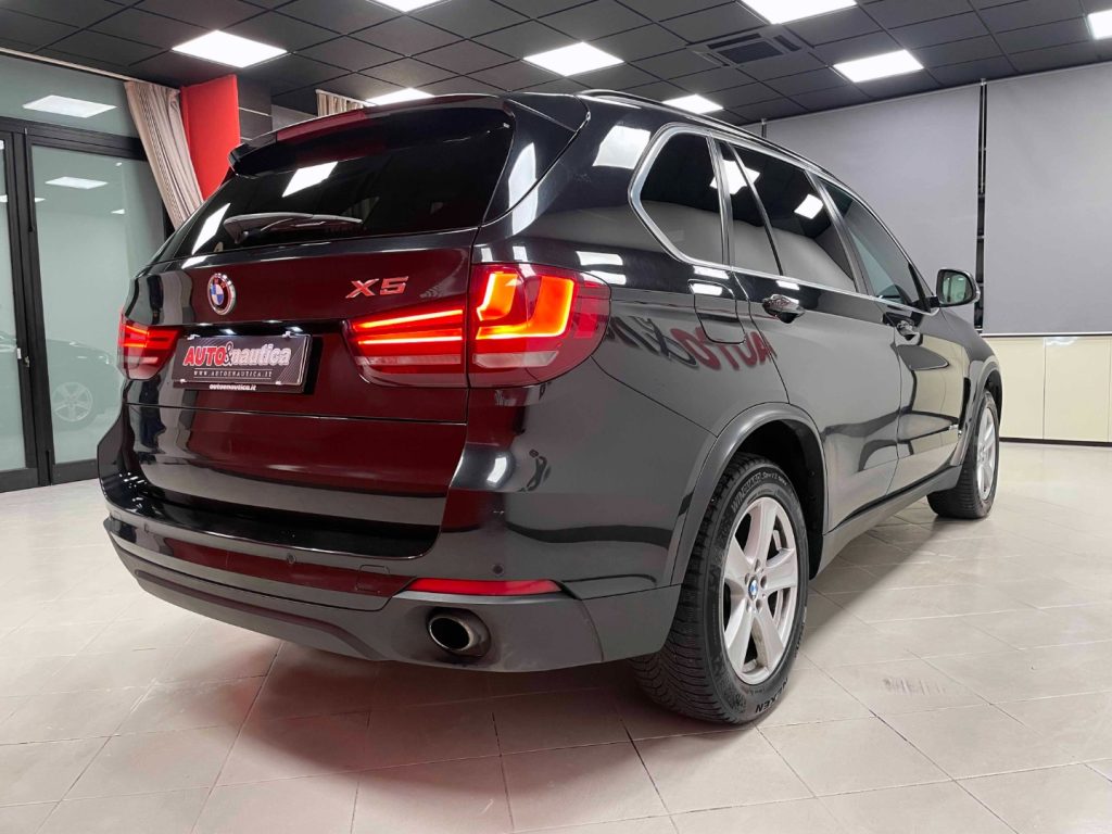 BMW X5 XDRIVE30D BUSINESS 258CV AUTO - 11