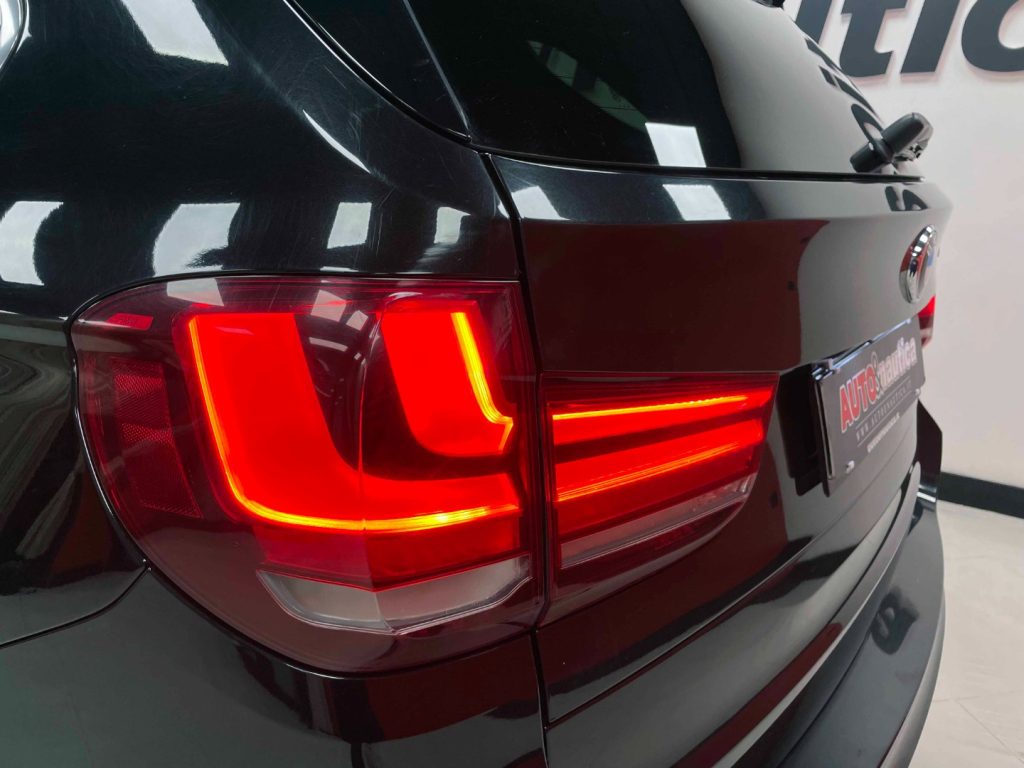 BMW X5 XDRIVE30D BUSINESS 258CV AUTO - 13
