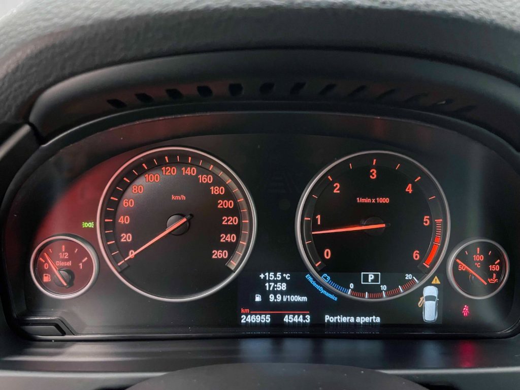 BMW X5 XDRIVE30D BUSINESS 258CV AUTO - 18