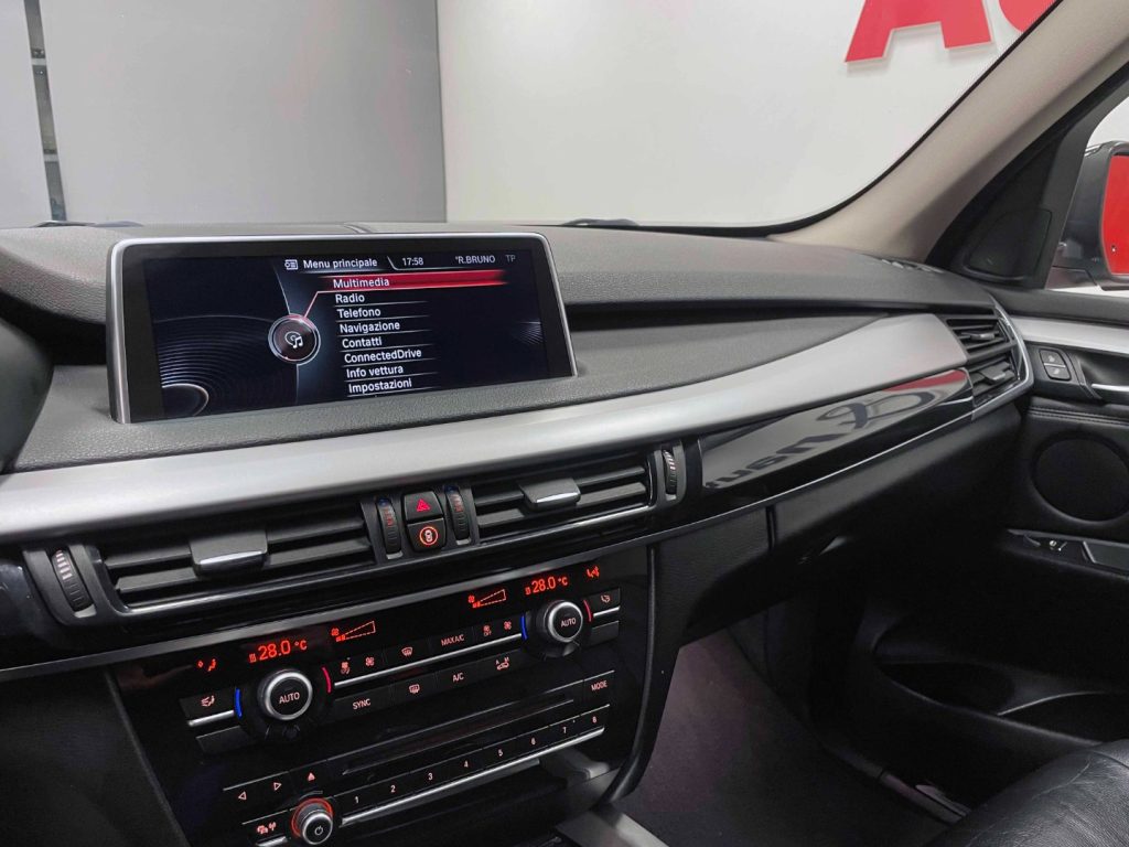 BMW X5 XDRIVE30D BUSINESS 258CV AUTO - 19