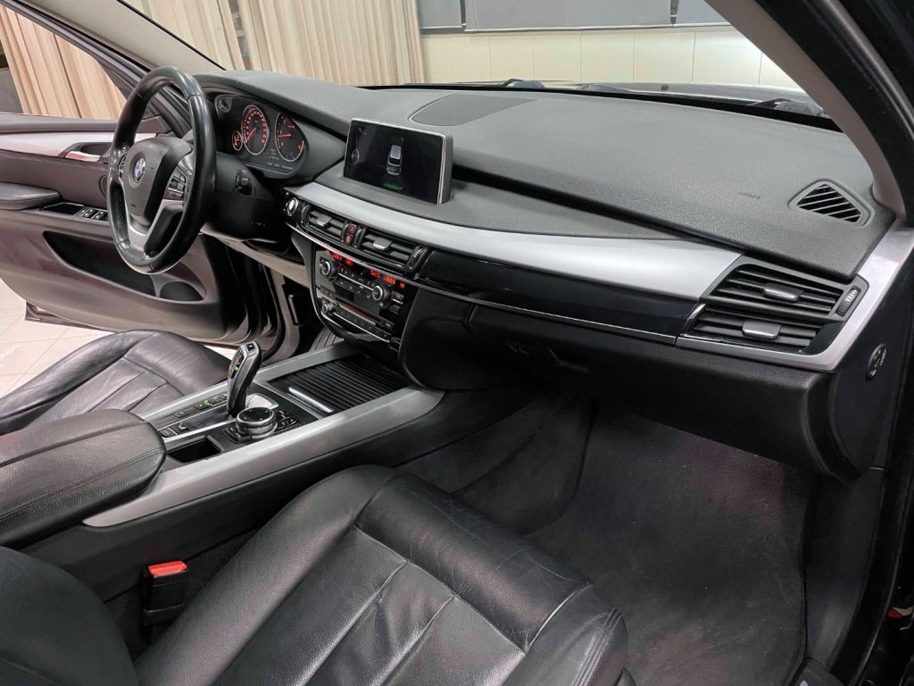 BMW X5 XDRIVE30D BUSINESS 258CV AUTO - 42