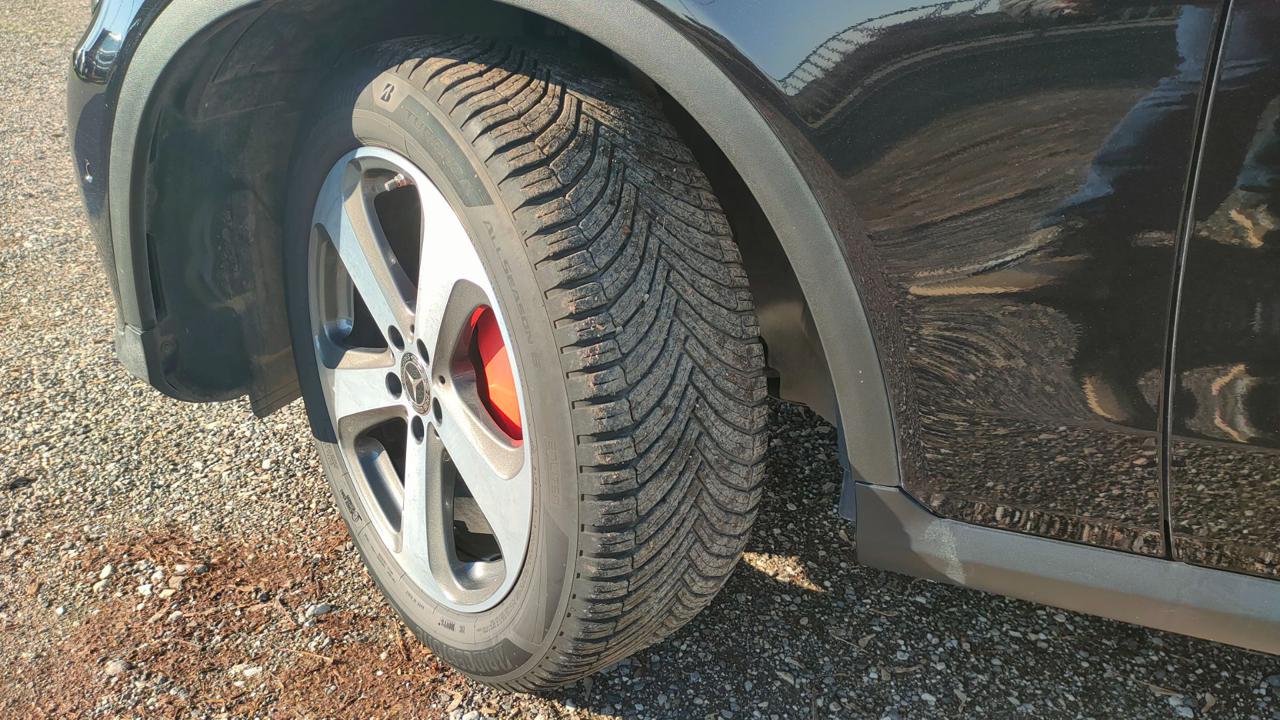 MERCEDES-BENZ GLC 220 d 4Matic Sport - 23