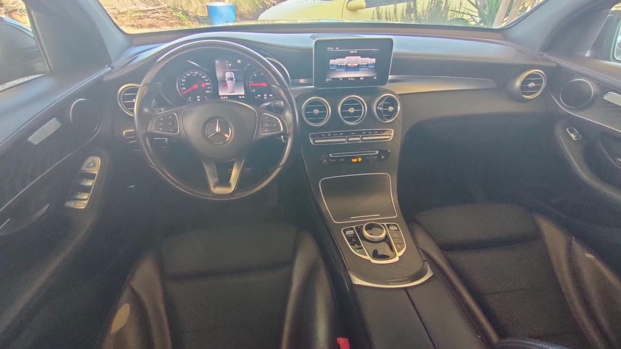MERCEDES-BENZ GLC 220 d 4Matic Sport - 11