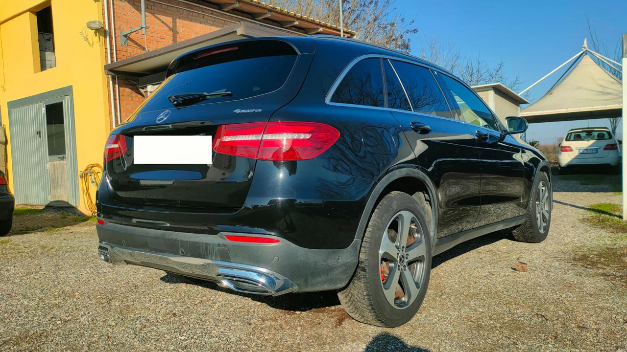 MERCEDES-BENZ GLC 220 d 4Matic Sport - 3