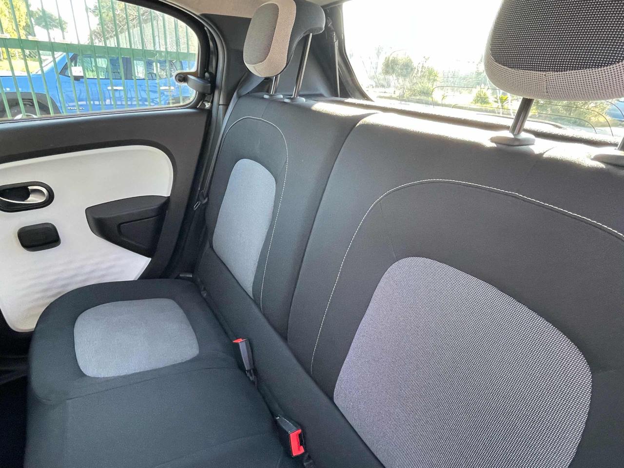 RENAULT Twingo SCe 65 CV Equilibre Euro 6 Navi Car Play - 31