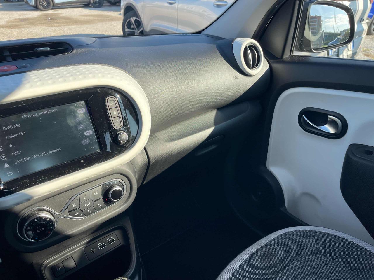 RENAULT Twingo SCe 65 CV Equilibre Euro 6 Navi Car Play - 35