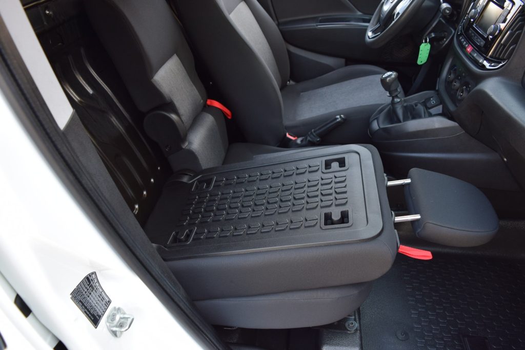 FIAT Doblo Cargo 1.6 Multijet 3 POSTI S&S Lounge 105CV - 15