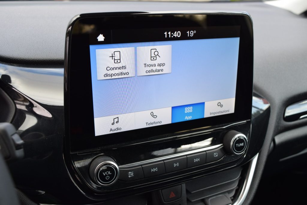 FORD Fiesta 1.0 Ecoboost Hybrid 5 porte Connect 125 CV - 7