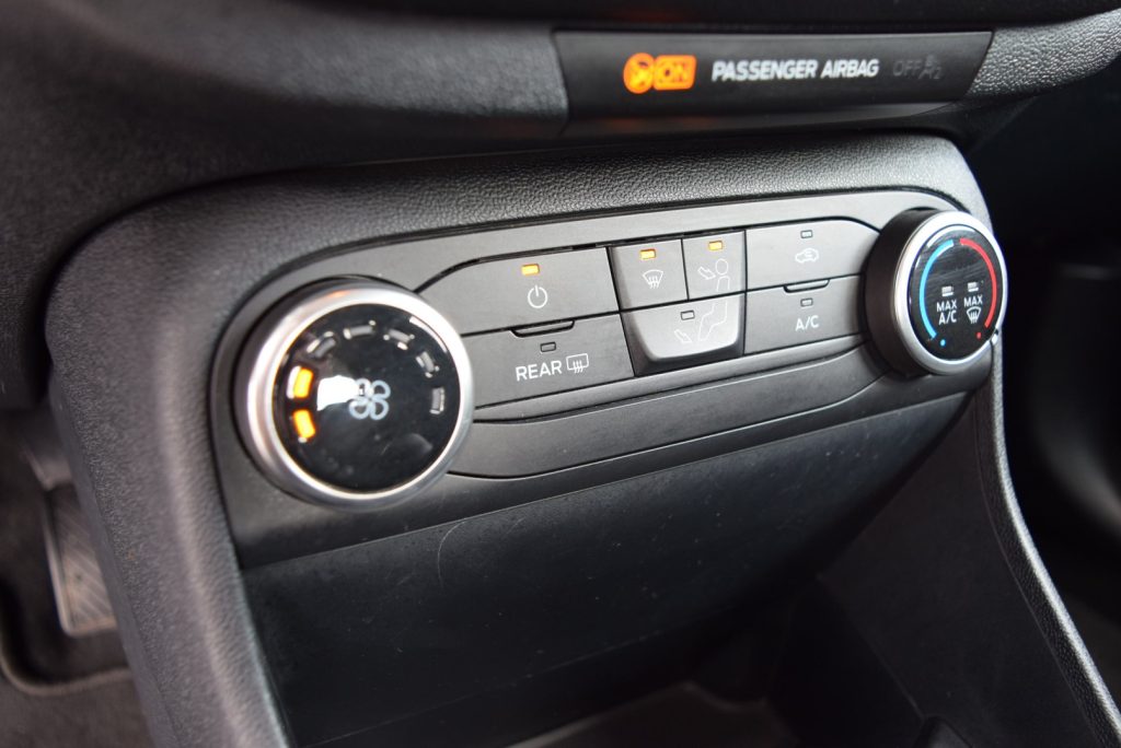 FORD Fiesta 1.0 Ecoboost Hybrid 5 porte Connect 125 CV - 8