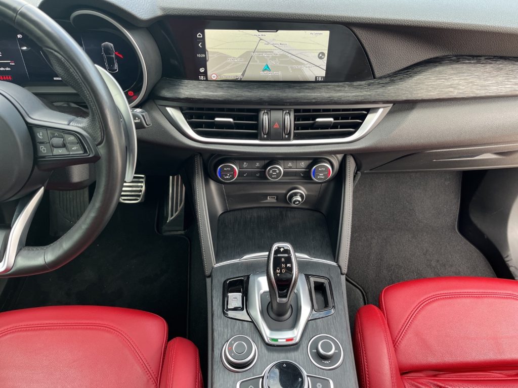 ALFA ROMEO Stelvio 2.2 160CV Sprint AUTOCARRO N1 - 13