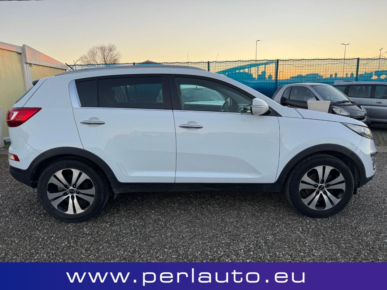 KIA Sportage 1.7 CRDI VGT 2WD Cool - 3
