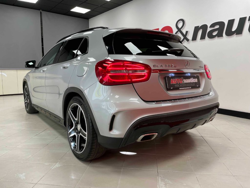 MERCEDES-BENZ GLA 220 D SPORT 4MATIC 177CV AUTO - 9