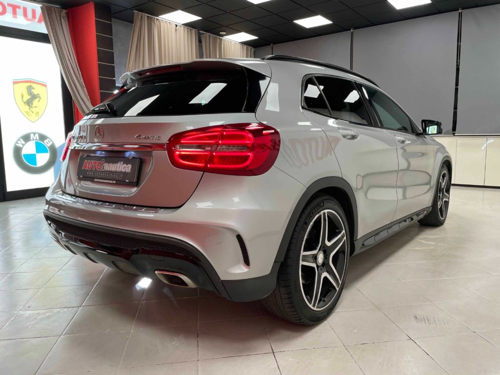 MERCEDES-BENZ GLA 220 D SPORT 4MATIC 177CV AUTO - 11