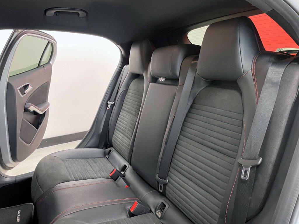 MERCEDES-BENZ GLA 220 D SPORT 4MATIC 177CV AUTO - 29