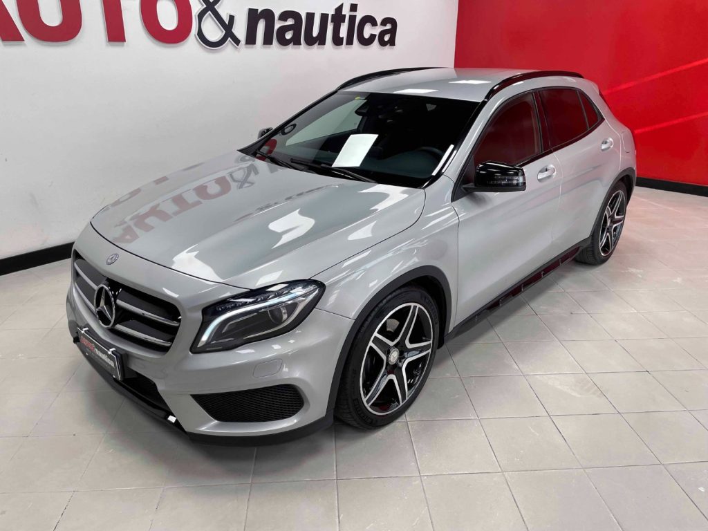 MERCEDES-BENZ GLA 220 D SPORT 4MATIC 177CV AUTO - 31