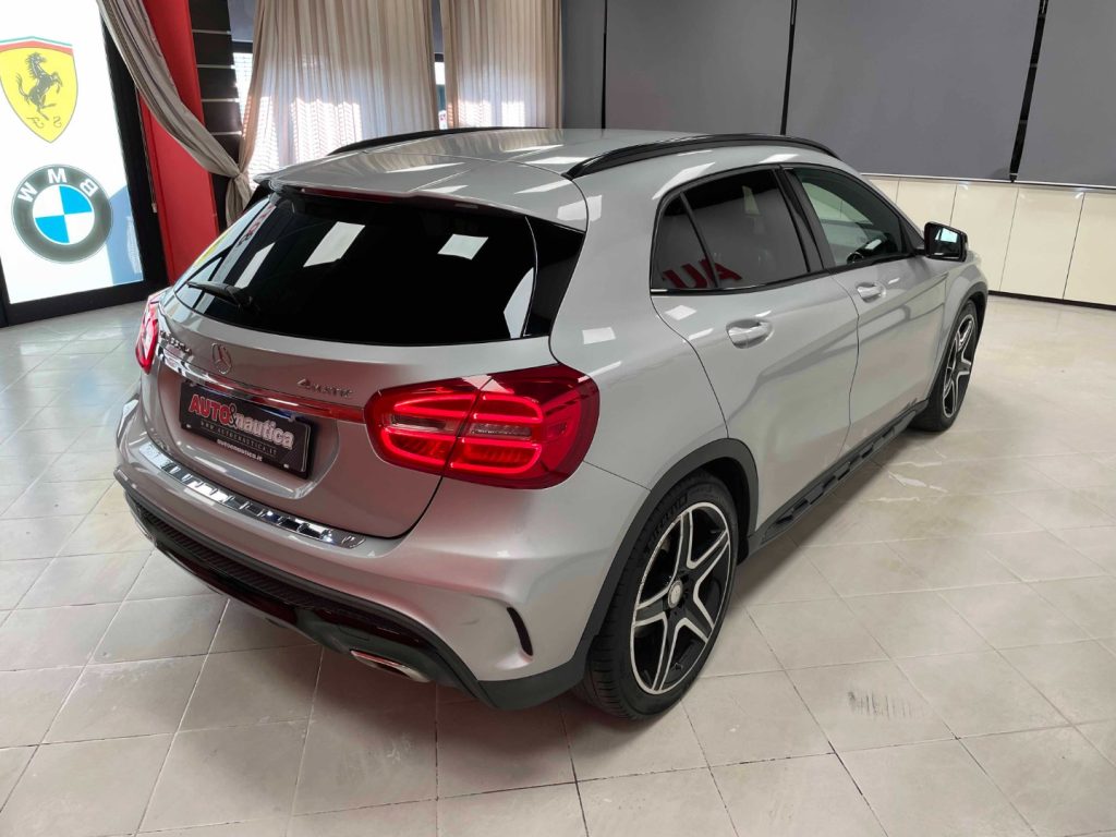 MERCEDES-BENZ GLA 220 D SPORT 4MATIC 177CV AUTO - 39