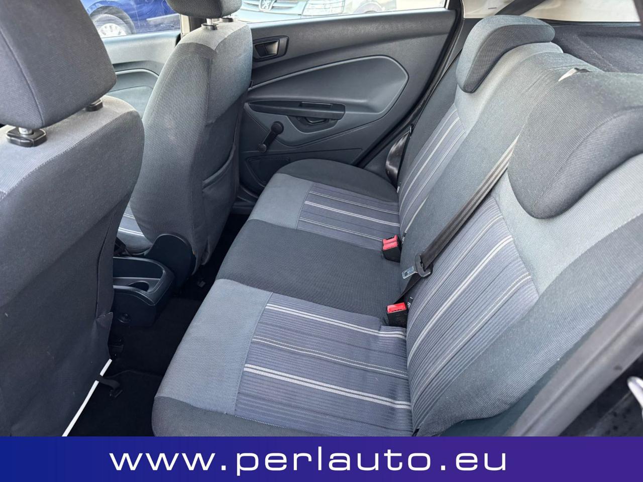 FORD Fiesta 1.4 TDCi 68CV 5 porte Titanium - 13