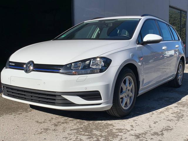 VOLKSWAGEN Golf Variant Bianco metallizzato
