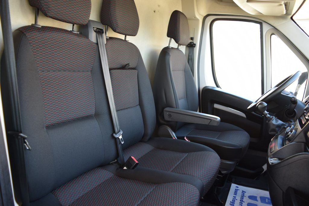 PEUGEOT Boxer 330 Furgone 2.2 BlueHDi S&S PM TM 140CV - 9