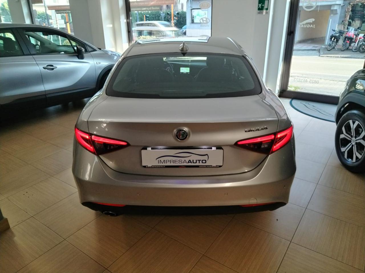 ALFA ROMEO Giulia 2.2 Turbodiesel 150 CV AT8 Super - 14