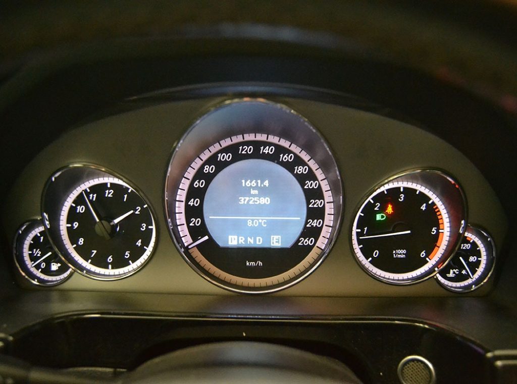 MERCEDES-BENZ E 200 CDI S.W. BlueEFFICIENCY Avantgarde** - 9