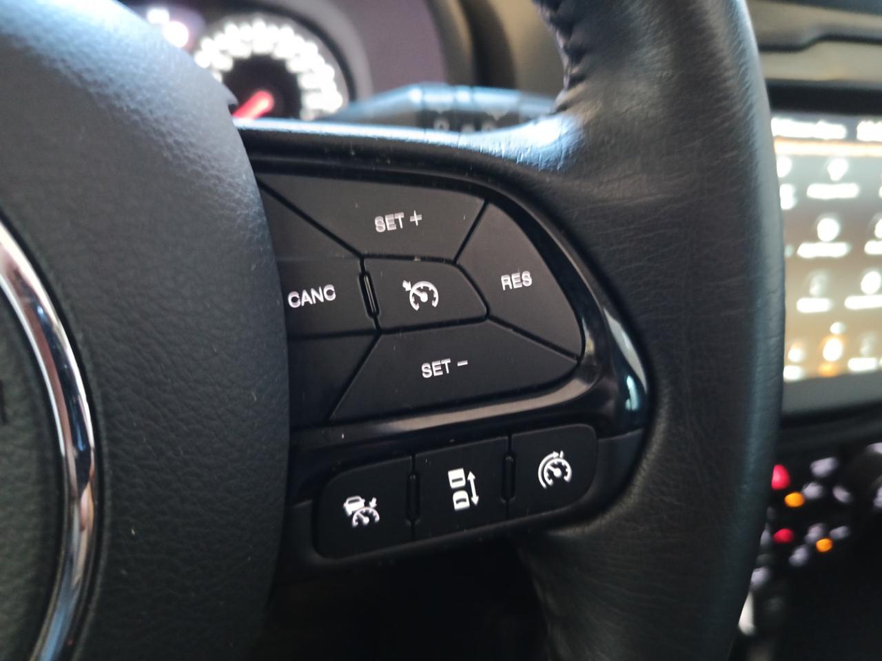 JEEP Renegade 1.3 T4 DDCT Limited - 18