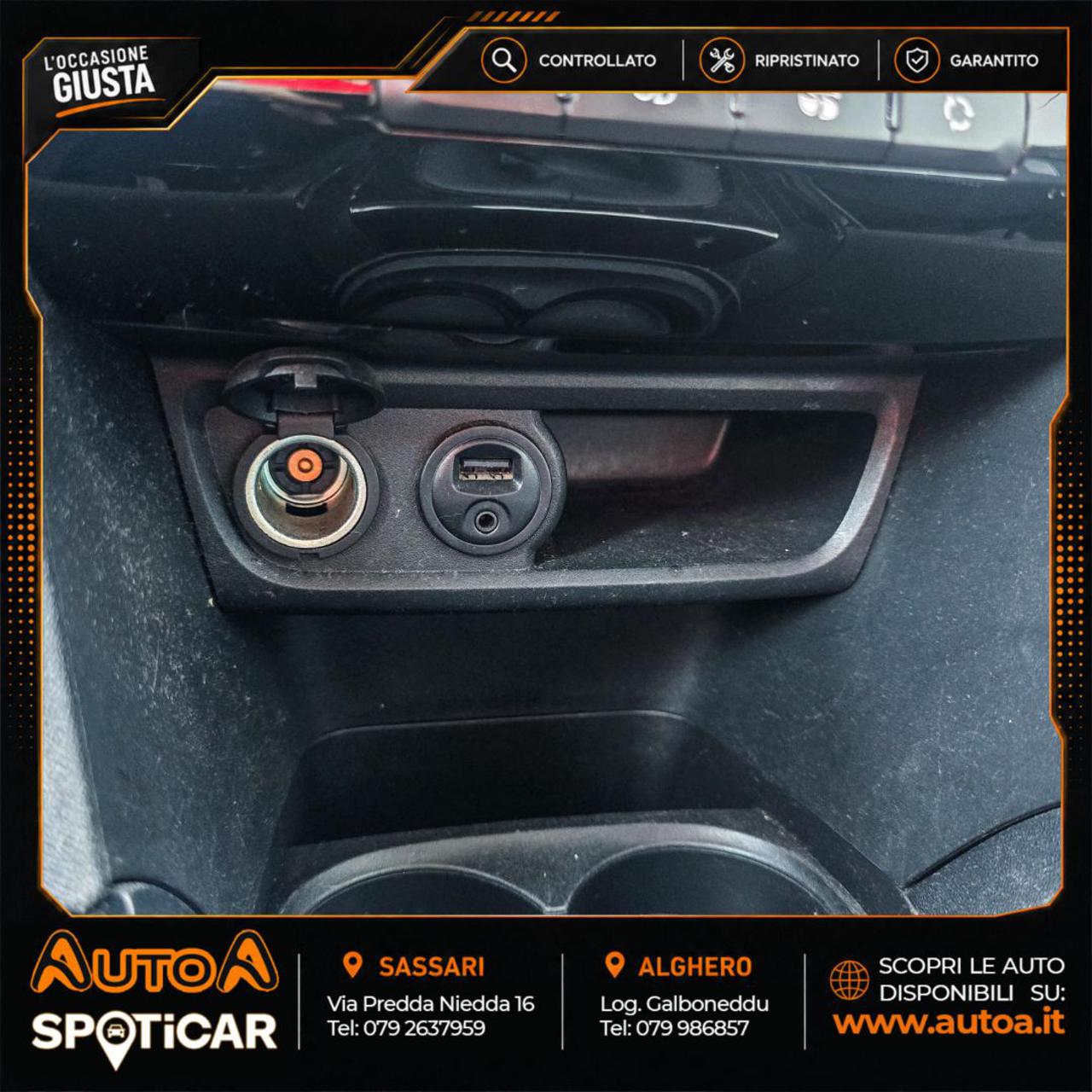 PEUGEOT 2008 1° serie BlueHDi 100 Allure - 24