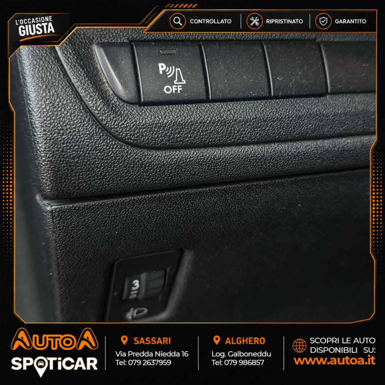 PEUGEOT 2008 1° serie BlueHDi 100 Allure - 18