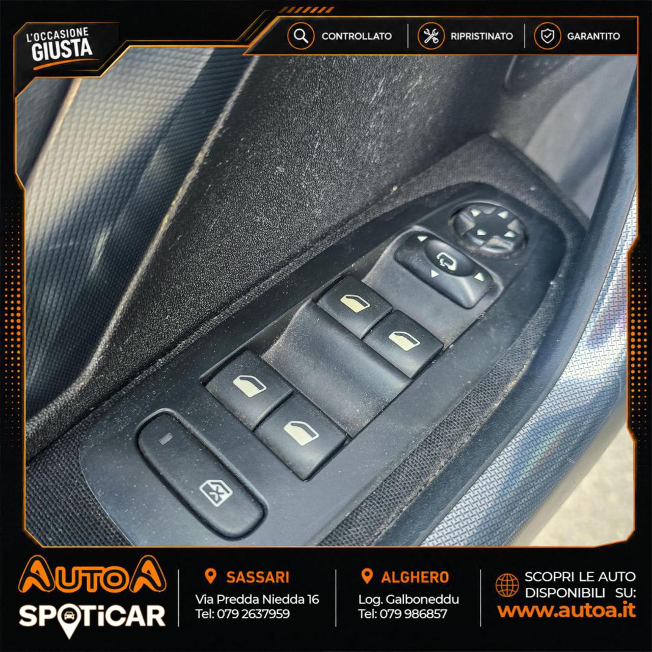 PEUGEOT 2008 1° serie BlueHDi 100 Allure - 16