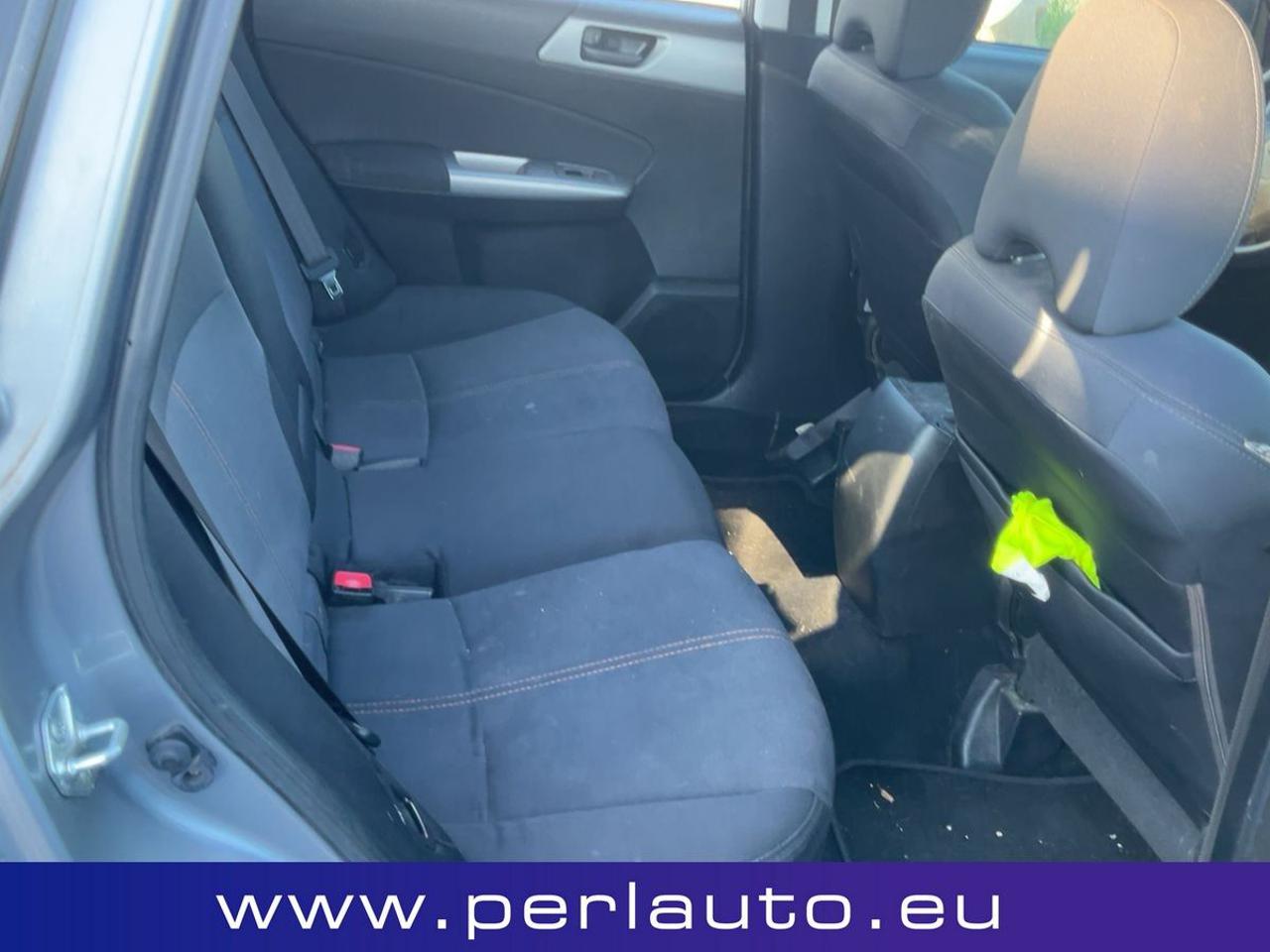 SUBARU Forester 2.0D XS VQ - 12