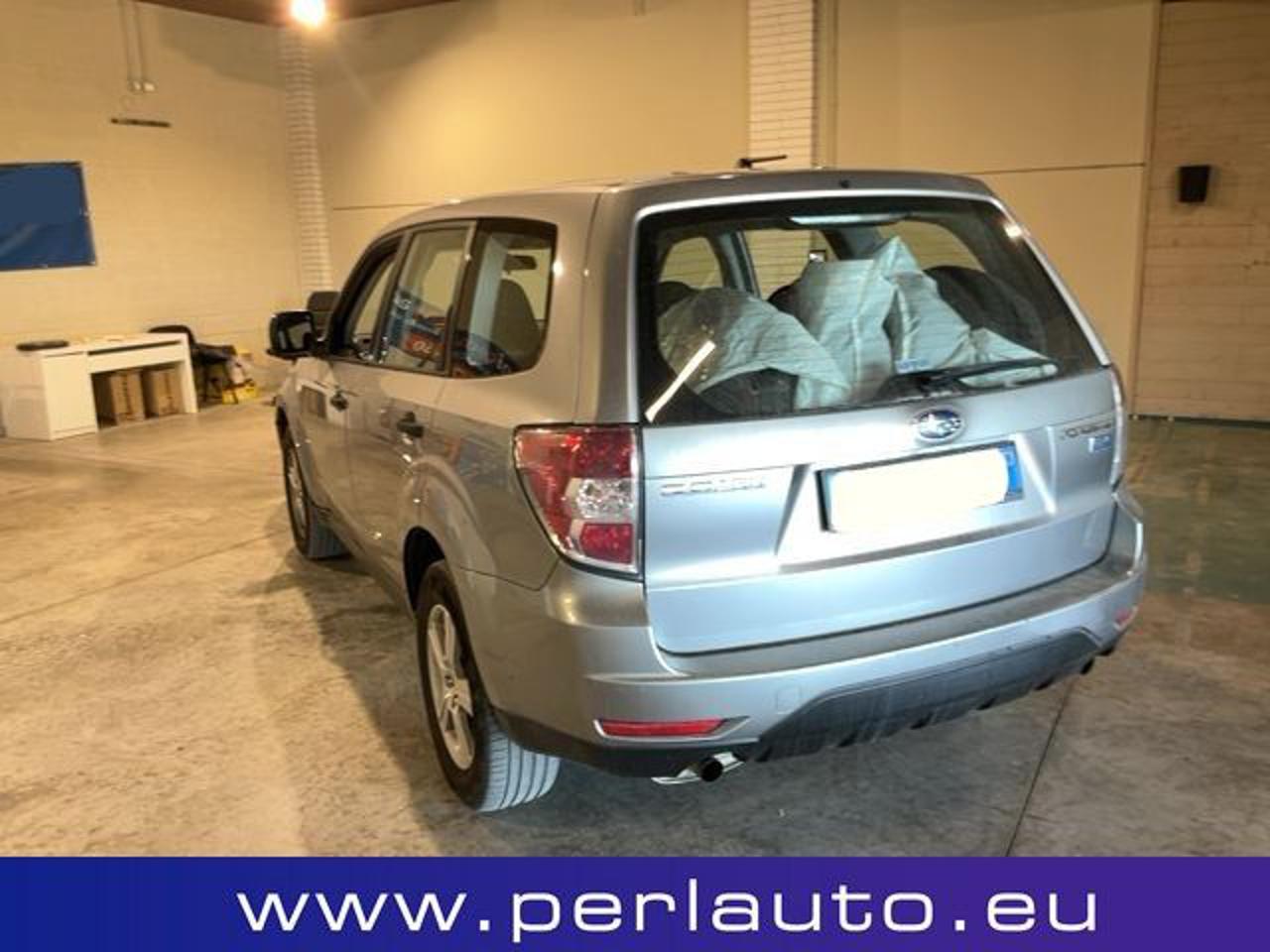 SUBARU Forester 2.0D XS VQ - 6