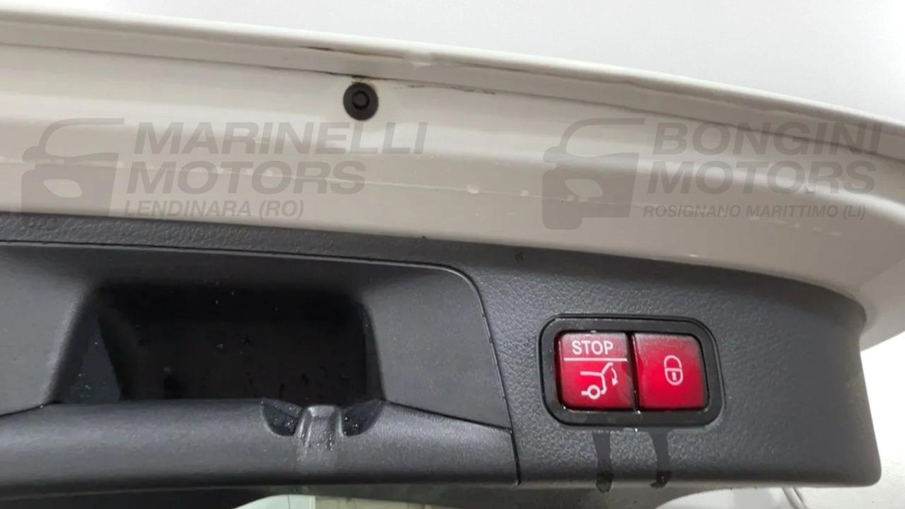 MERCEDES-BENZ GLA 200 D ADVANCED 4 MATIC AUTO - 11