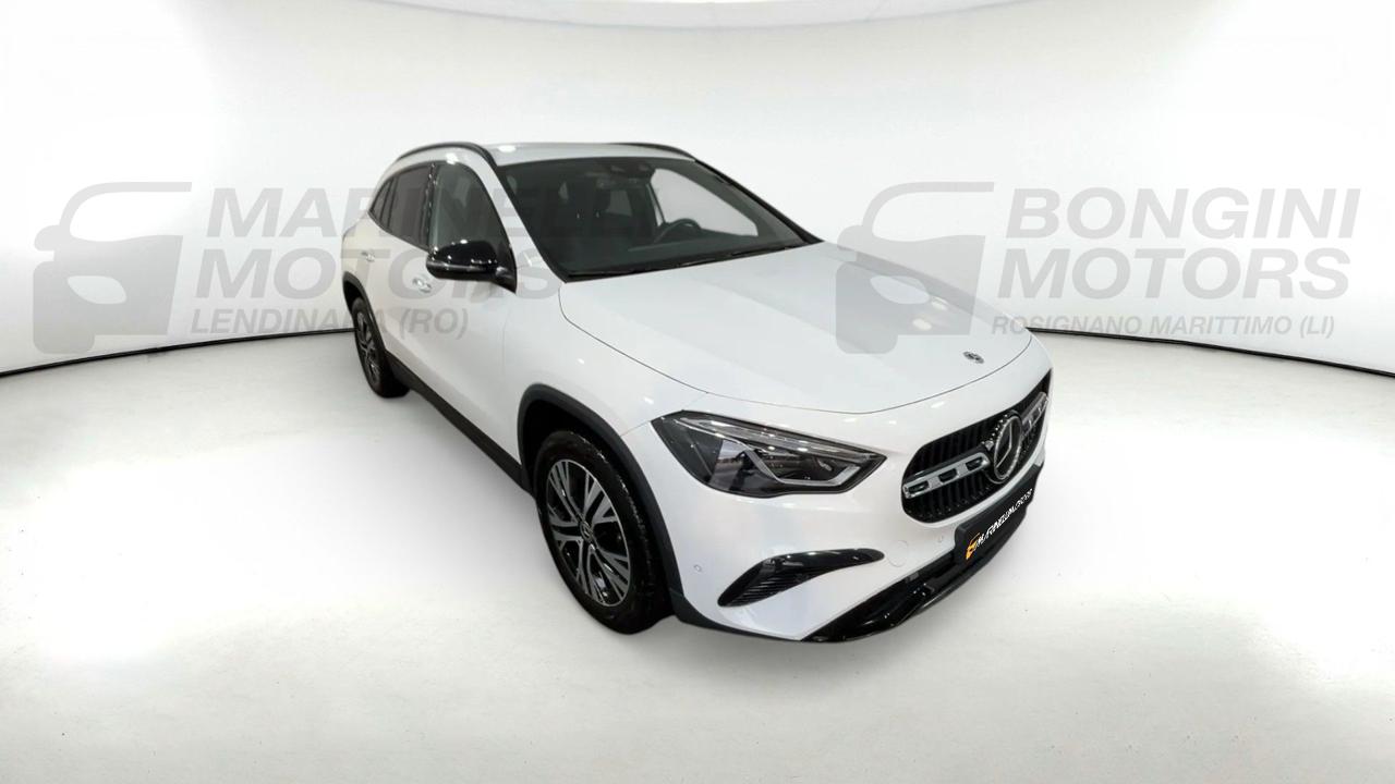 MERCEDES-BENZ GLA 200 D ADVANCED 4 MATIC AUTO - 18