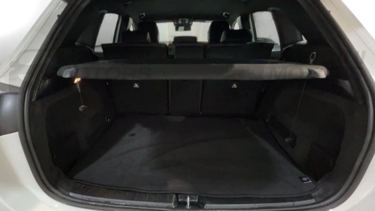 MERCEDES-BENZ GLA 200 D ADVANCED 4 MATIC AUTO - 10