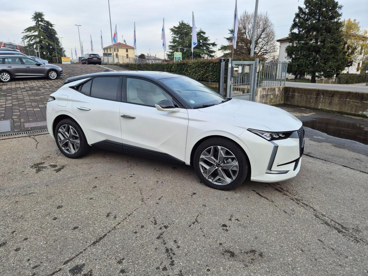 DS AUTOMOBILES DS 4 BlueHDi 130 aut. Esprit de Voyage - 5