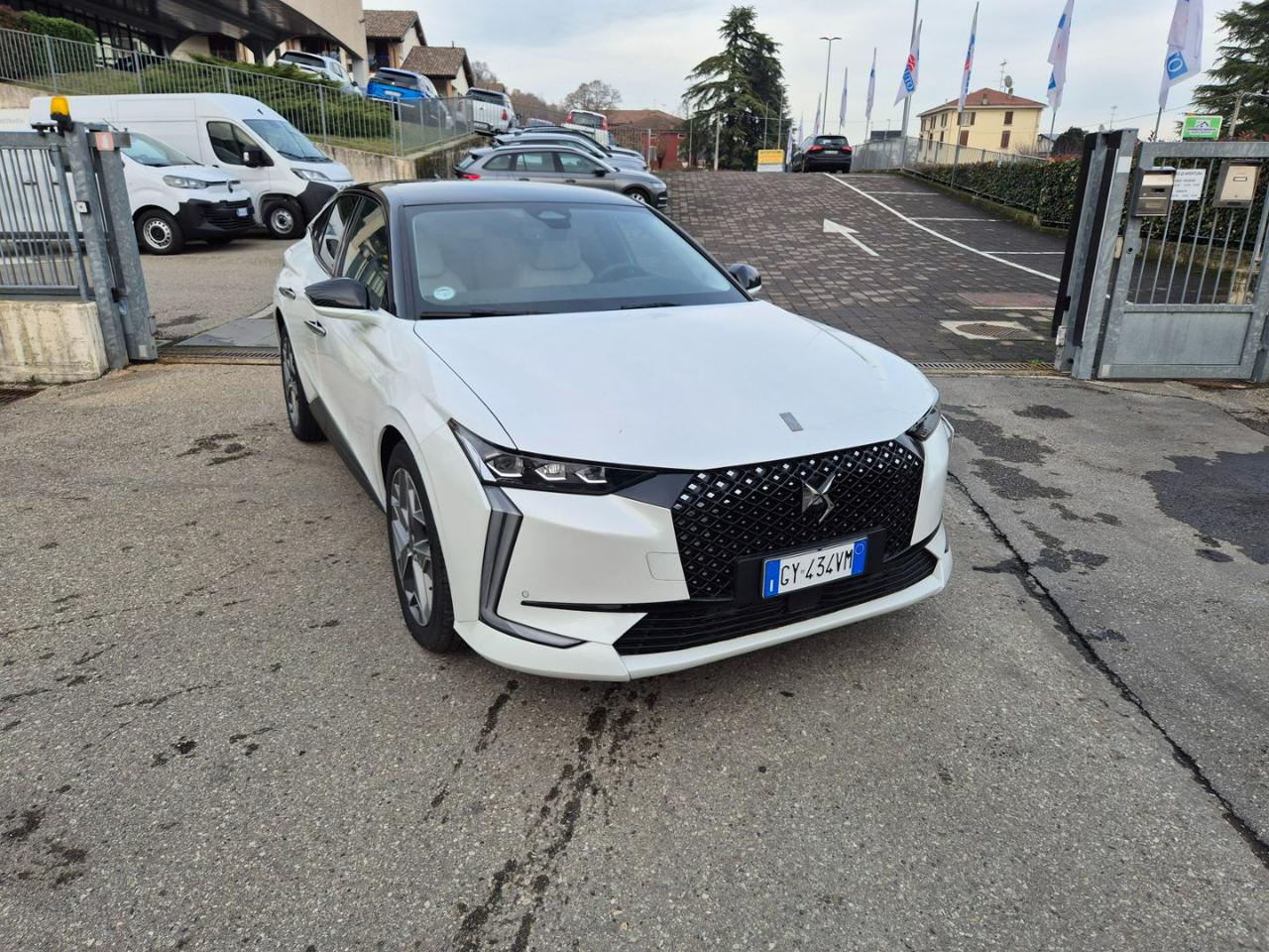 DS AUTOMOBILES DS 4 BlueHDi 130 aut. Esprit de Voyage - 4