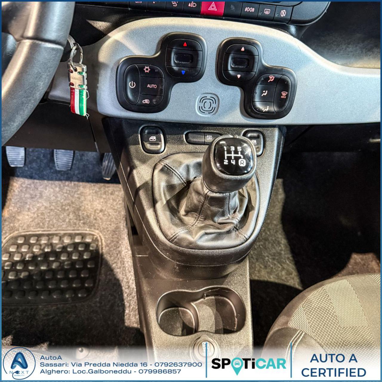 FIAT Panda 1.2 City Cross - 21