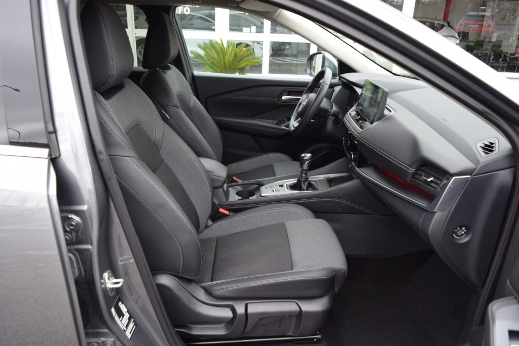 NISSAN Qashqai 1.3 MHEV N-Connecta 140 CV - 13