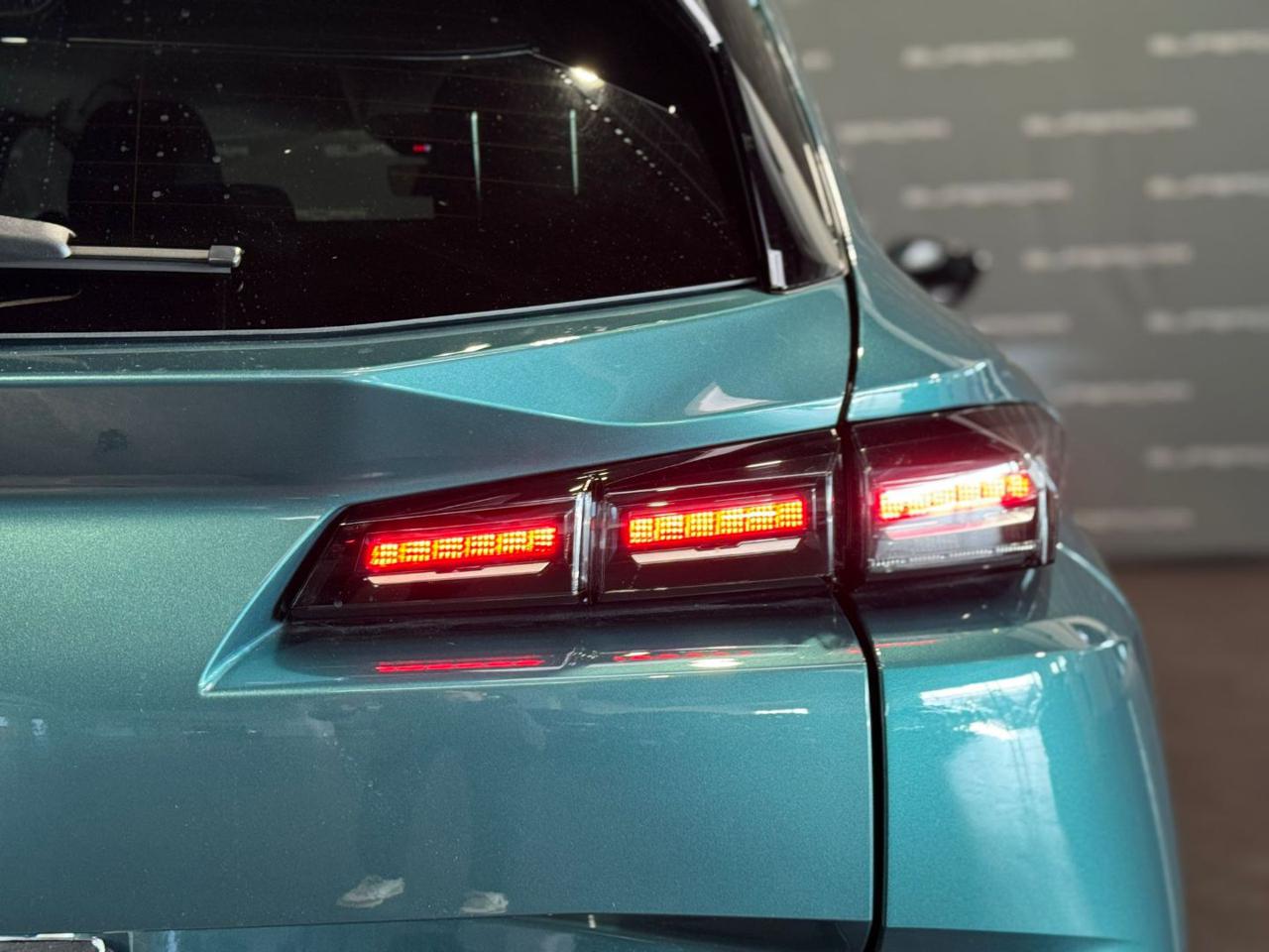 PEUGEOT 308 PureTech Turbo 130 S&S SW Allure Pack - 6