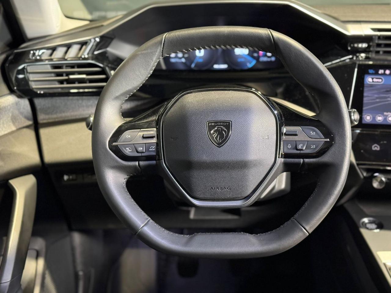 PEUGEOT 308 PureTech Turbo 130 S&S SW Allure Pack - 11