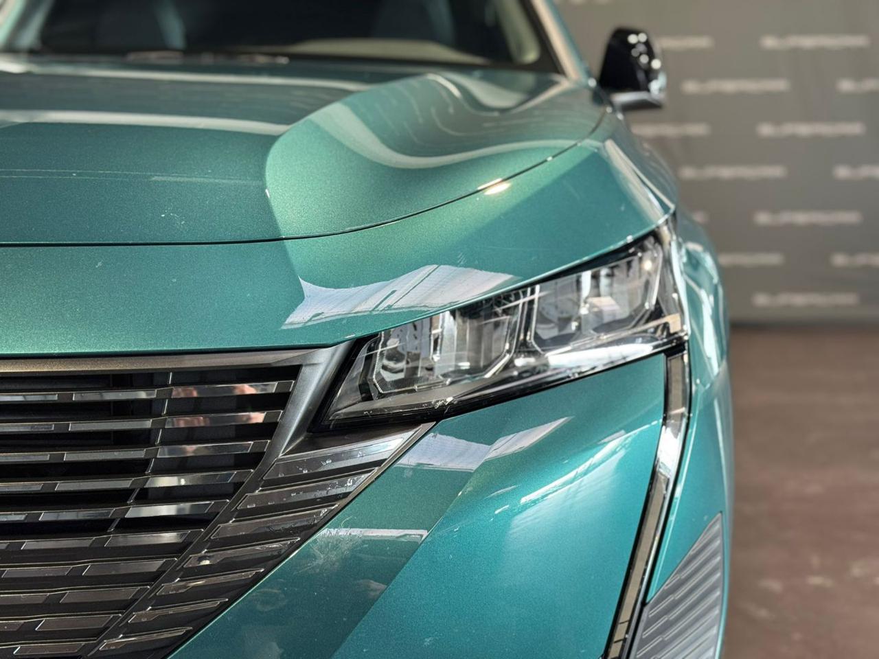 PEUGEOT 308 PureTech Turbo 130 S&S SW Allure Pack - 7