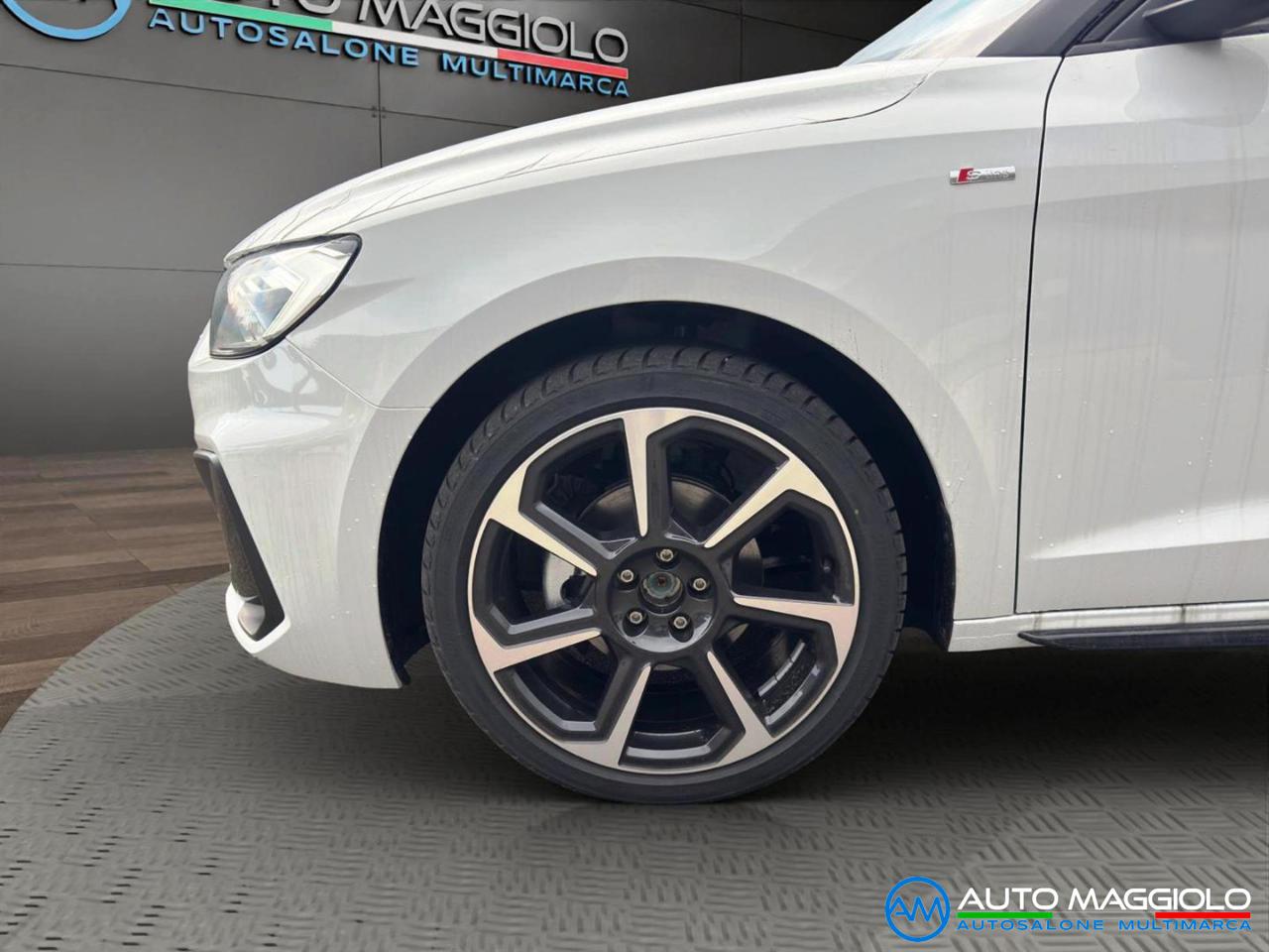 AUDI A1 SPB 30 TFSI S tronic Identity Black NUOVA - 8