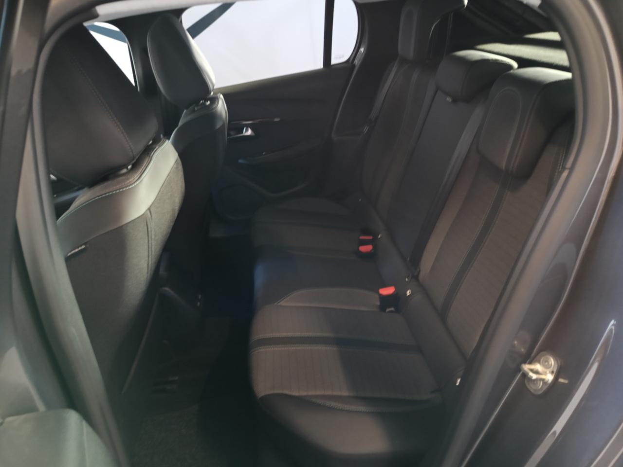 PEUGEOT 208 75CV Allure Pack - 9