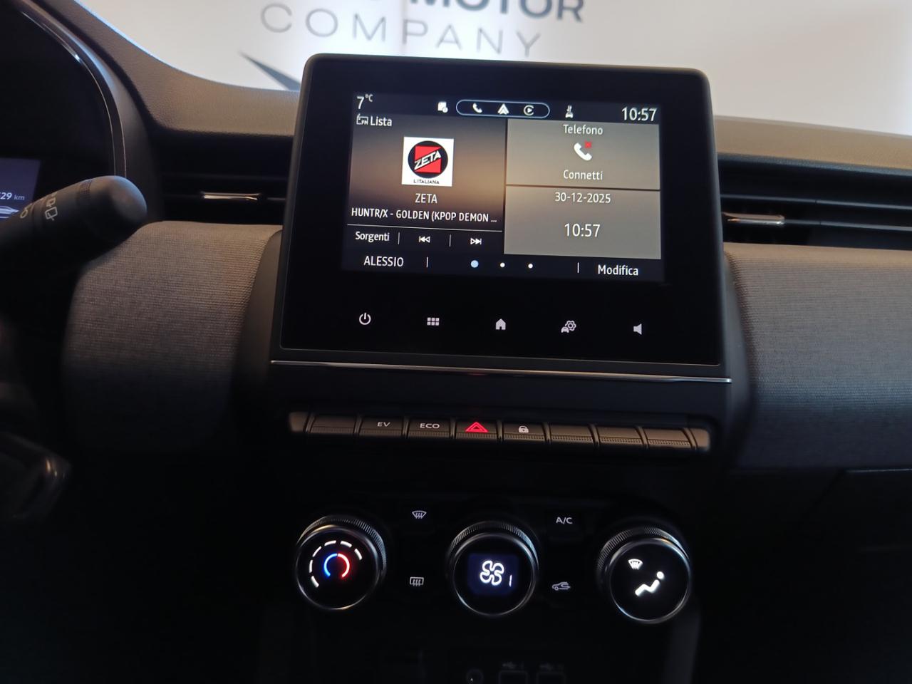 RENAULT Clio Full Hybrid Automatica 145 CV Evolution - 13