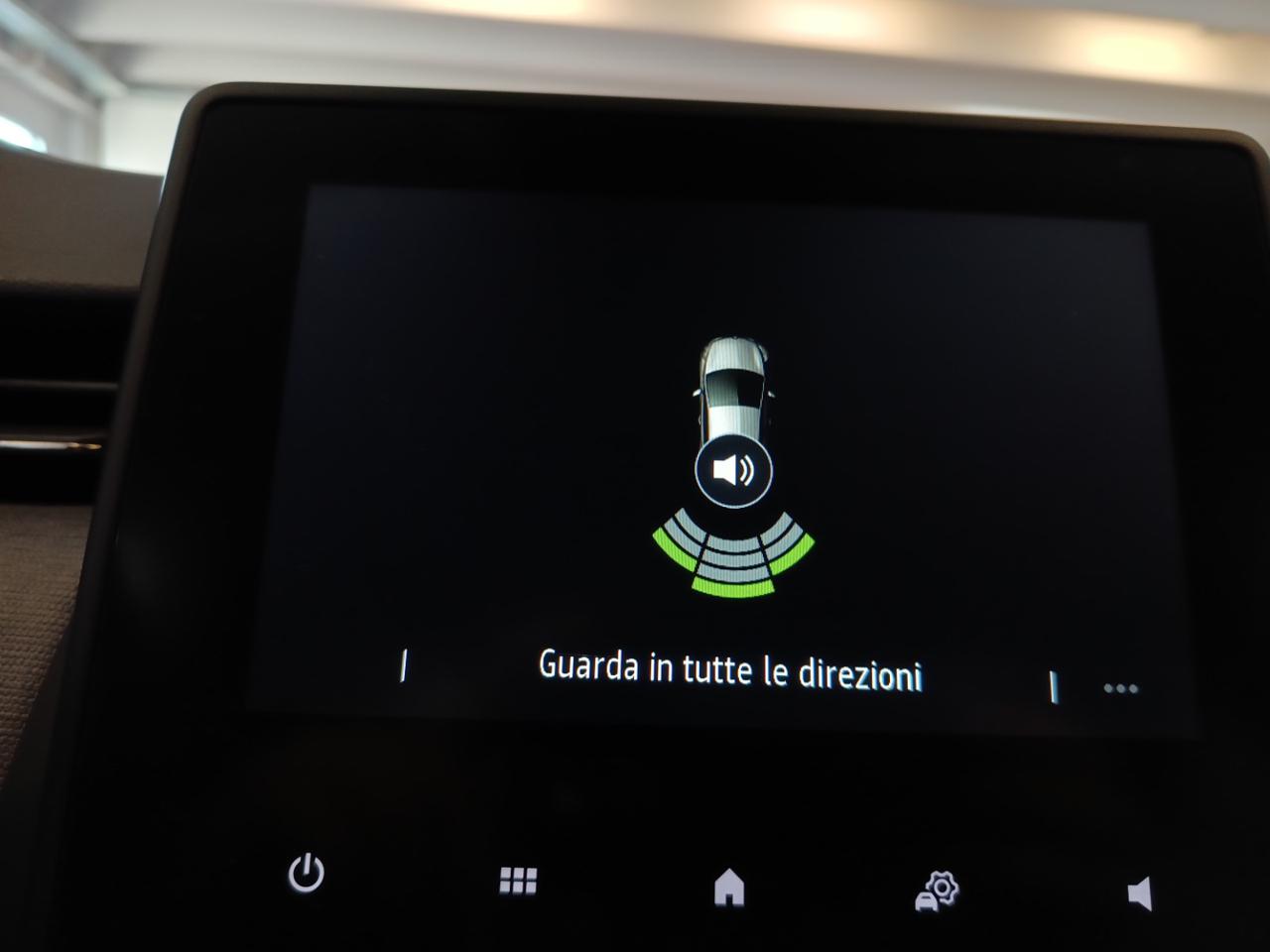 RENAULT Clio Full Hybrid Automatica 145 CV Evolution - 15